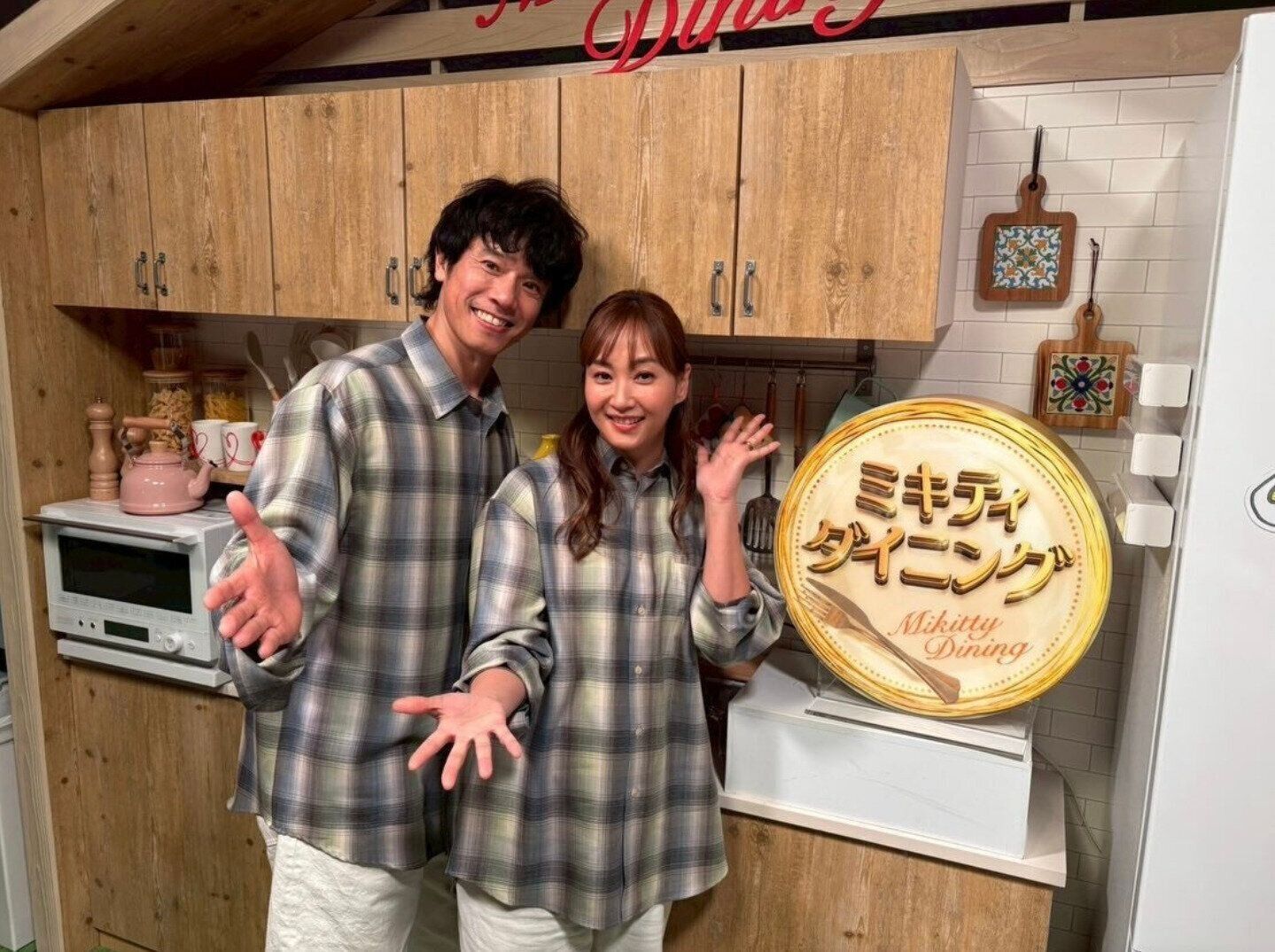番組収録でも仲よしの、藤本さんと庄司さん。（藤本さんのインスタグラムより）