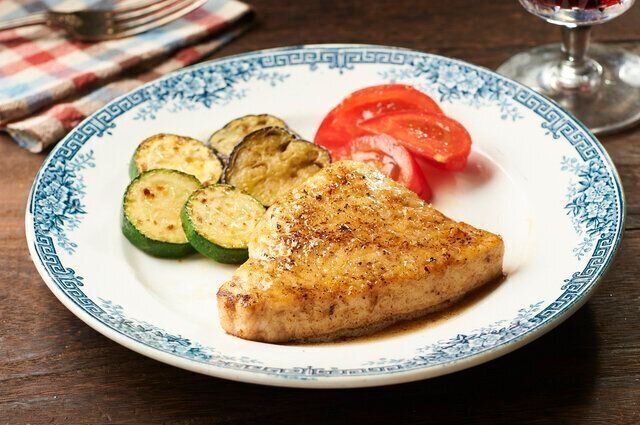 妊娠中にメカジキは食べていい？それともダメ？