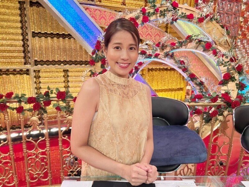 収録に臨んでいる永島さん。