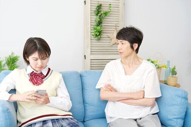 バカじゃねえの!?うぜ~! 子どもの反抗期 どう対応する?