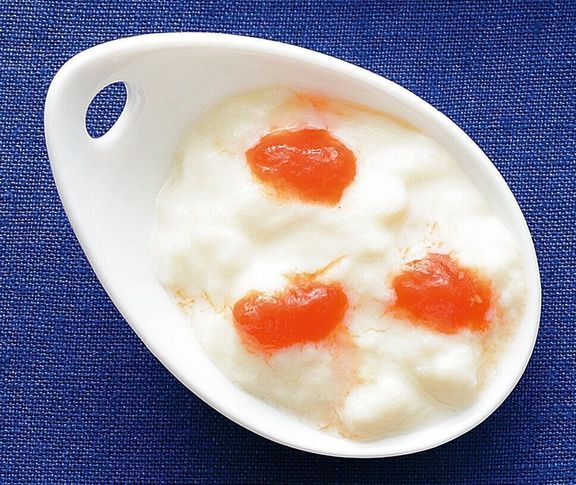 トマトピューレのパンがゆ (離乳初期 5~6カ月ごろ)