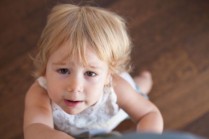 5 9ケ月ごろ 小児科医が答える 赤ちゃんの謎行動の意味 が知りたい たまひよ 5 9ケ月ごろ 小児科医が答える 赤ちゃんの謎行動の意味 が知りたい たまひよ