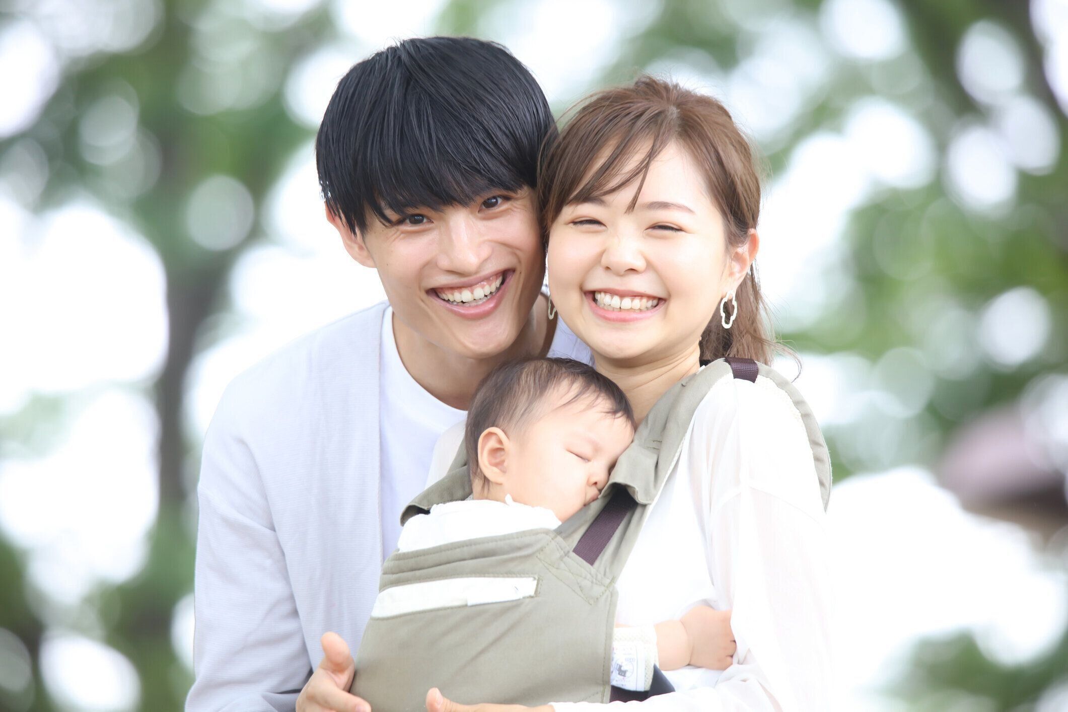 笑顔の親子