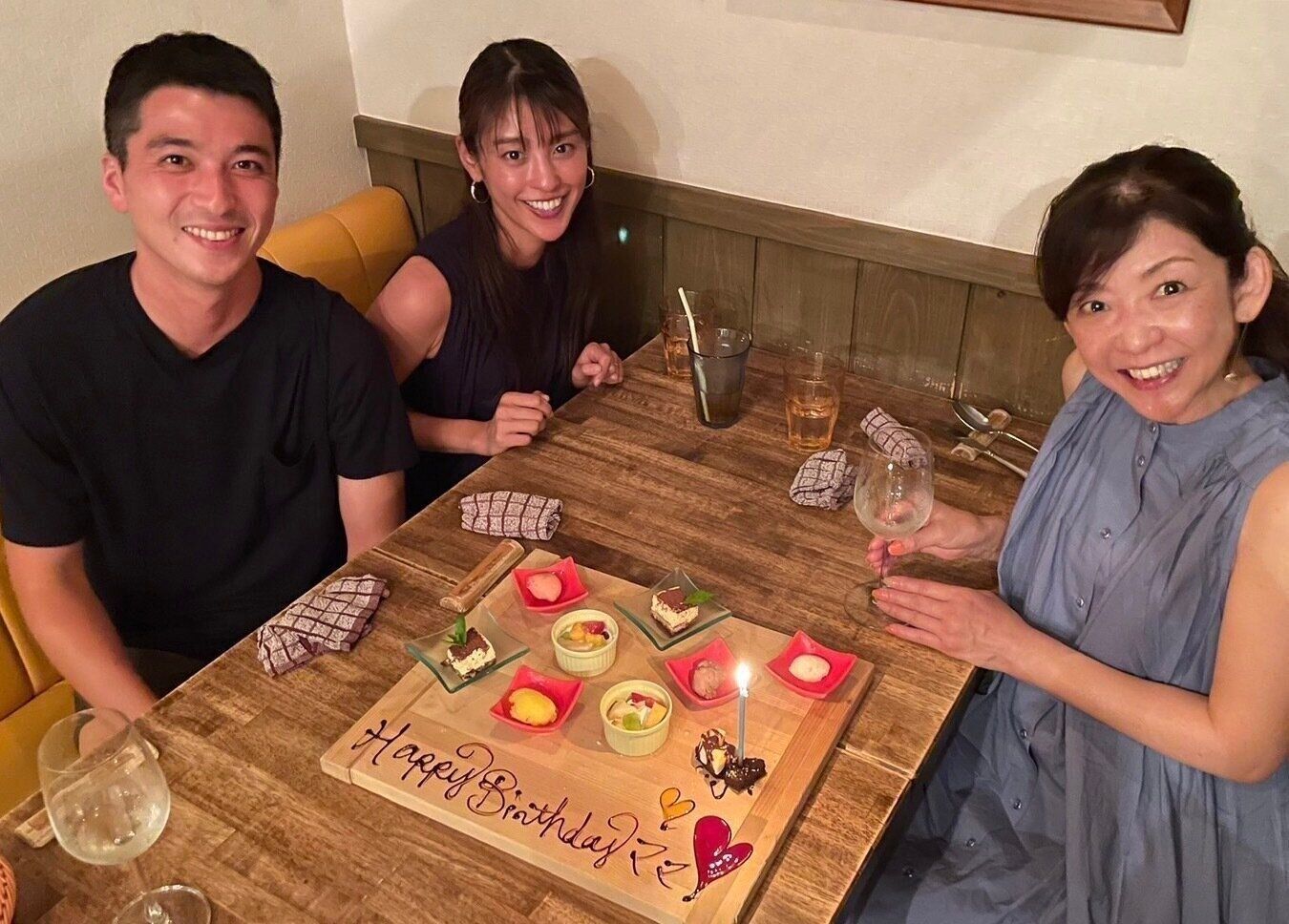 亡くなる前、最後のお母さんの誕生日をお祝いしたときの写真