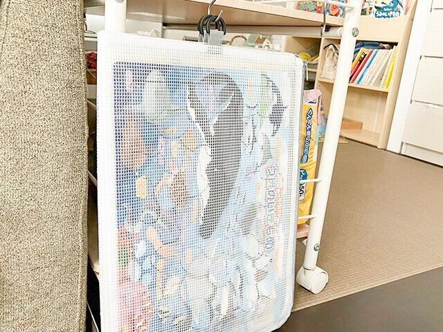 100均　3COINS おもちゃ収納　ダイソーL型ファスナー　パズル収納