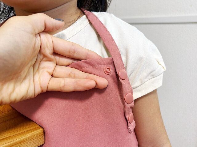スリーコインズのキッズ用エプロン