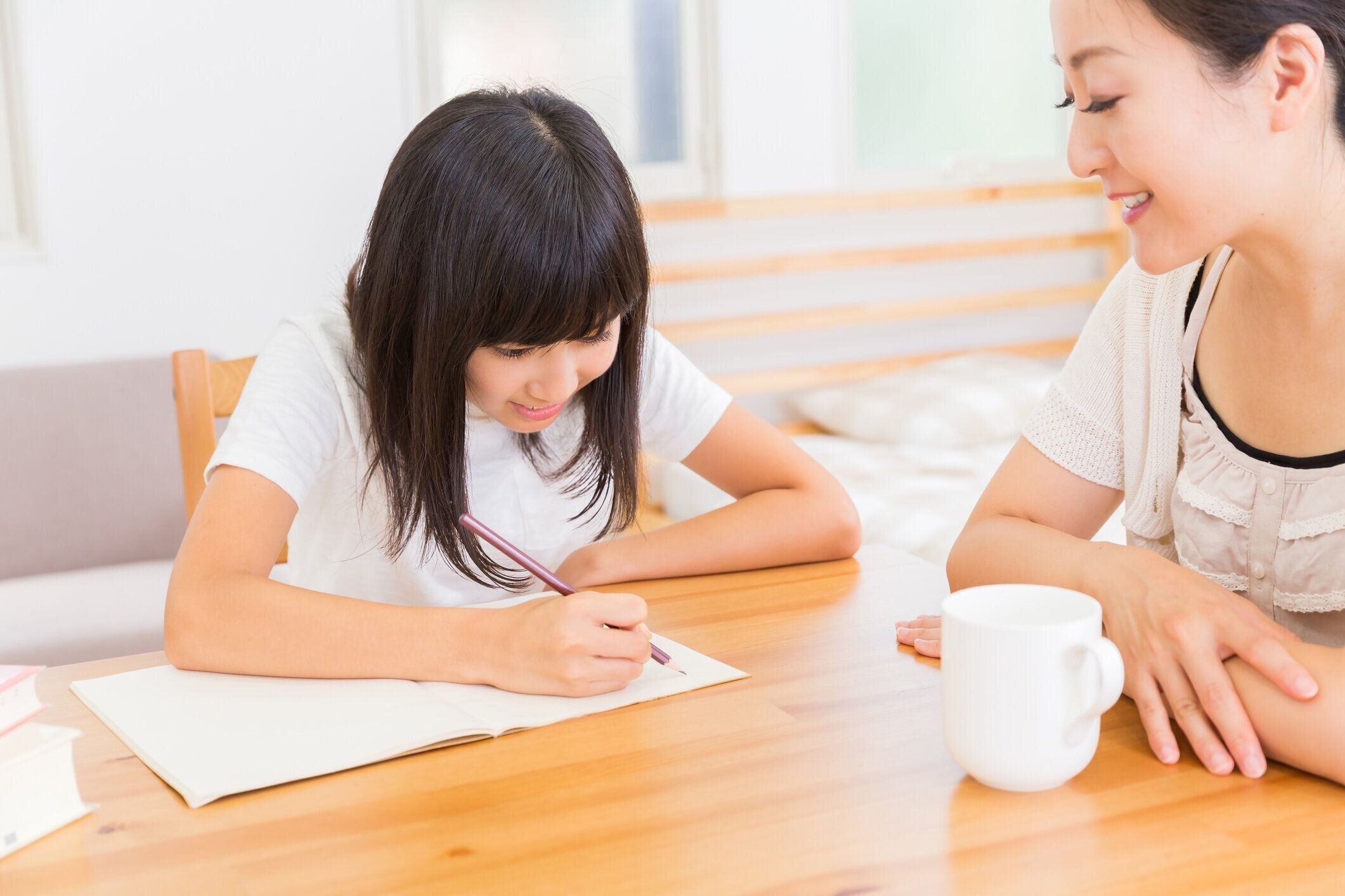 アジアの親と娘