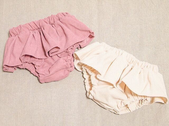 3COINSのフリル付きブルマ