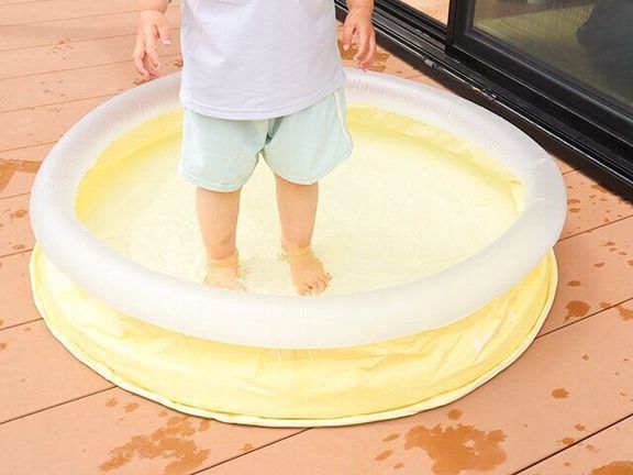 スリコ・セリアの水遊びグッズ ポップアッププール