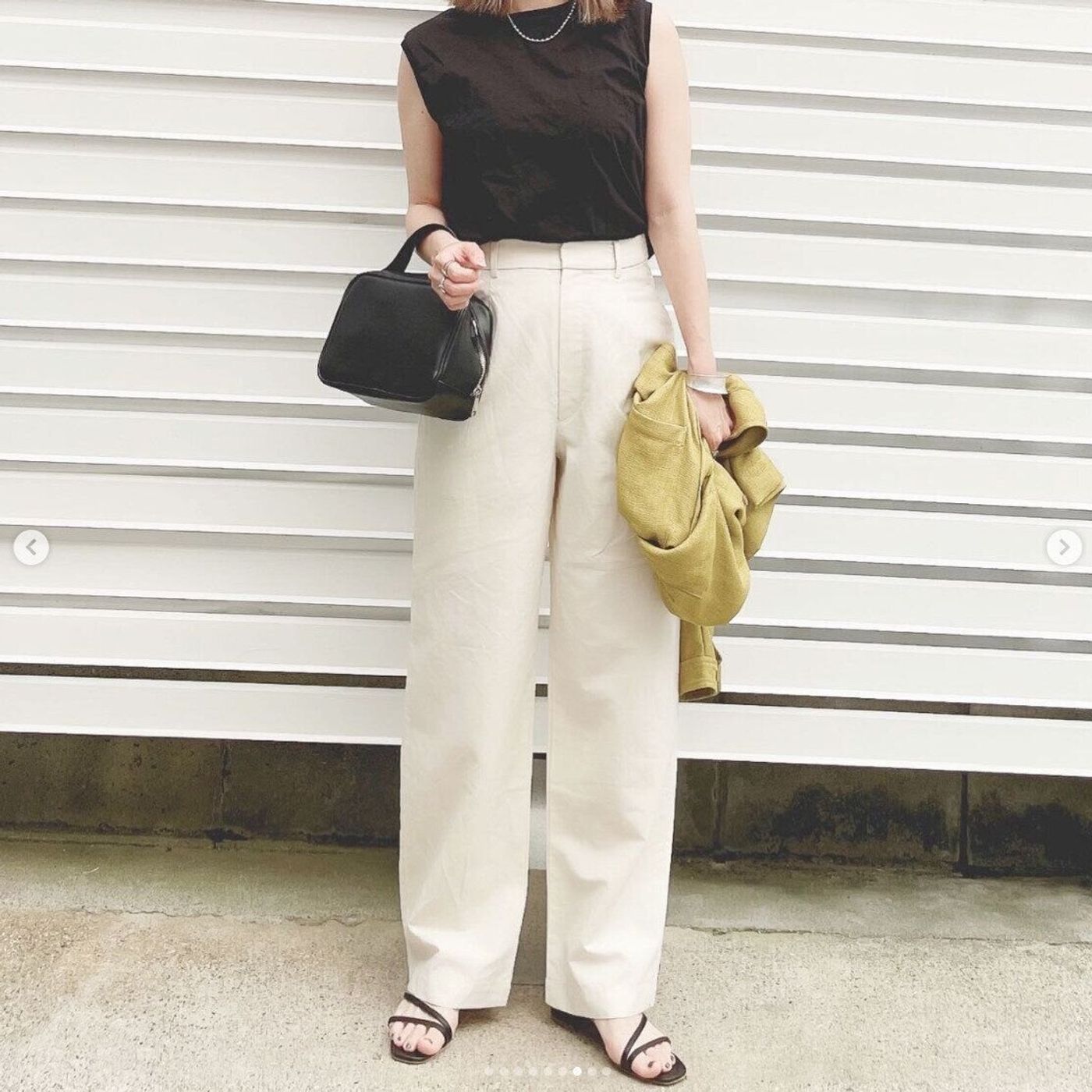 ユニクロ 夏でも軽やか 着回し力抜群 ママのきれいめモノトーンコーデ たまひよ ユニクロ 夏でも軽やか 着回し力抜群 ママのきれいめモノトーンコーデ たまひよ