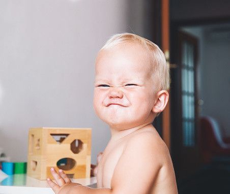 外出前に爆裂うんちで即着替え 幼児あるあるに爆笑必至 たまひよ