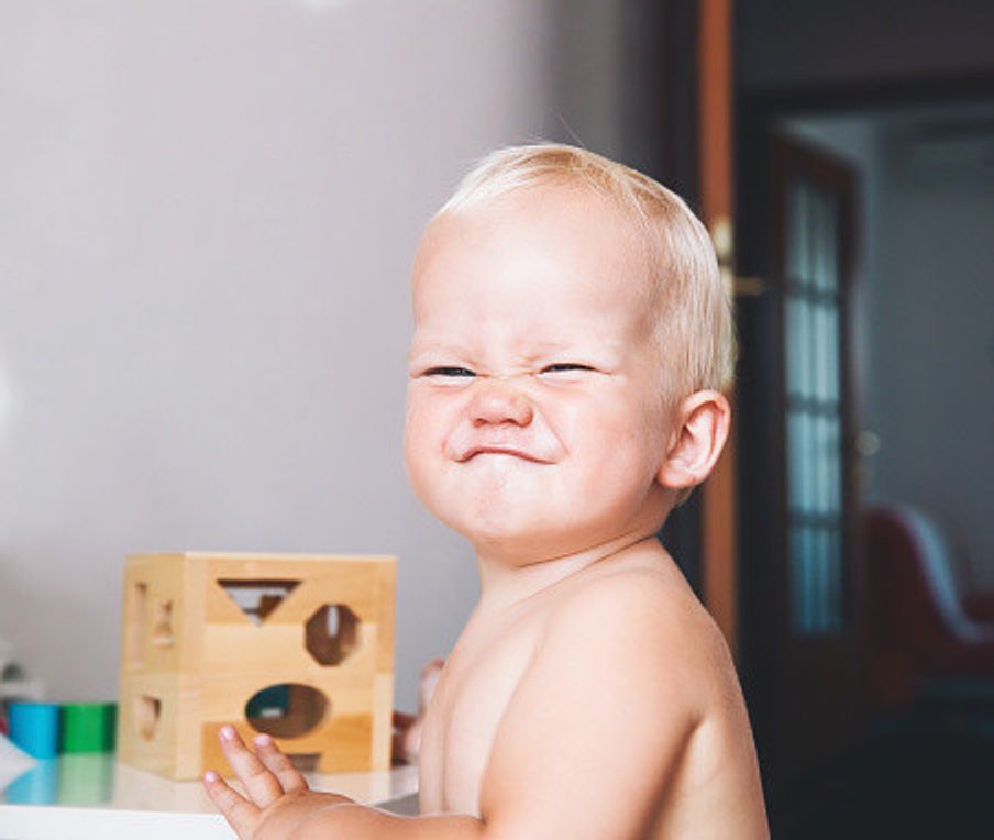 外出前に爆裂うんちで即着替え 幼児あるあるに爆笑必至 たまひよ