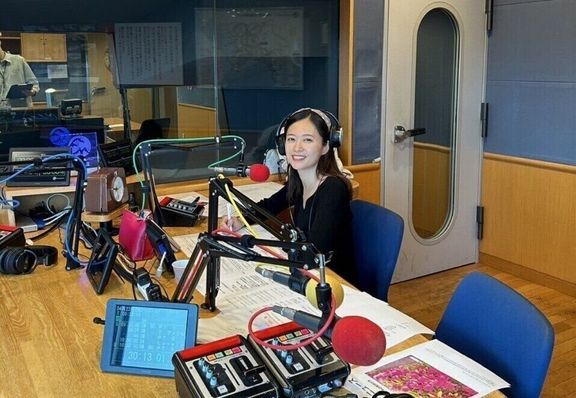 FMヨコハマ「Lovely Day♡」の生放送風景。