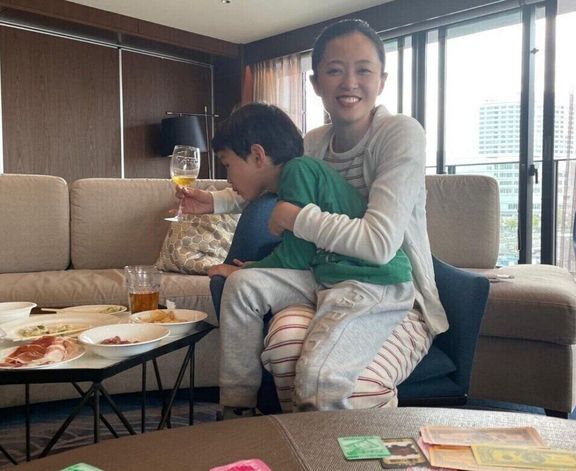 息子さんも一緒に、ゲームをしながらの賑やかなパーティー。