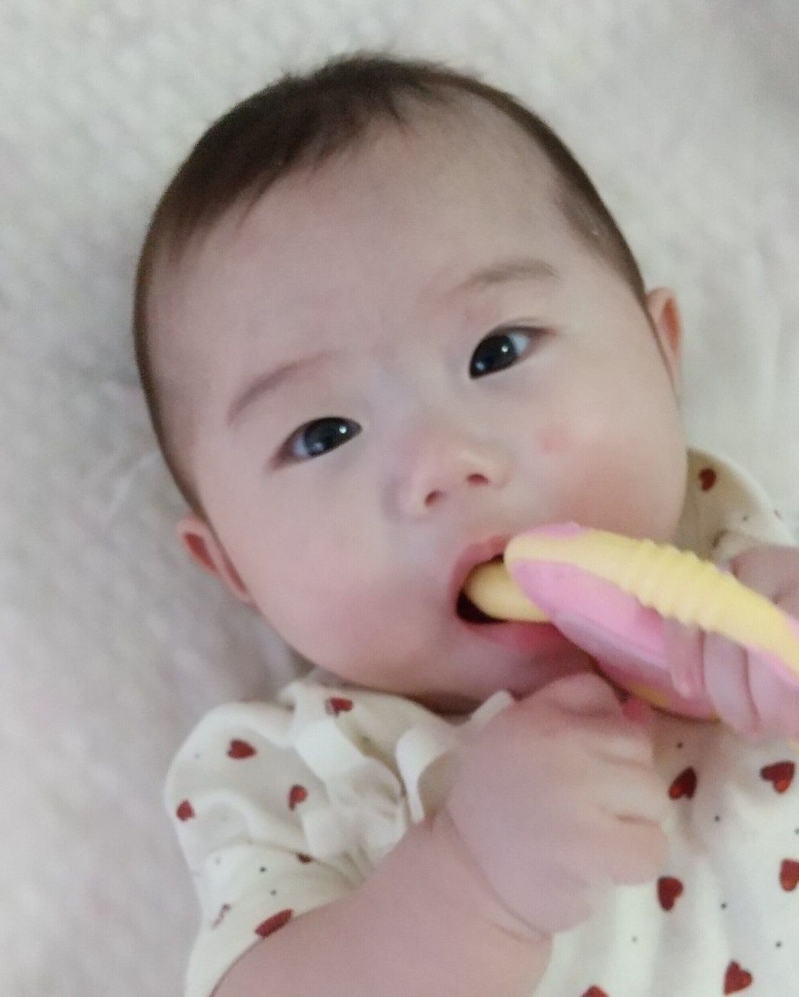 たまひよ成長日記 4カ月と14日ごろ 水野華蓮ちゃんの成長の様子 発育 発達編 たまひよ たまひよ成長日記 4カ月と14日ごろ 水野華蓮ちゃんの成長の様子 発育 発達編 たまひよ