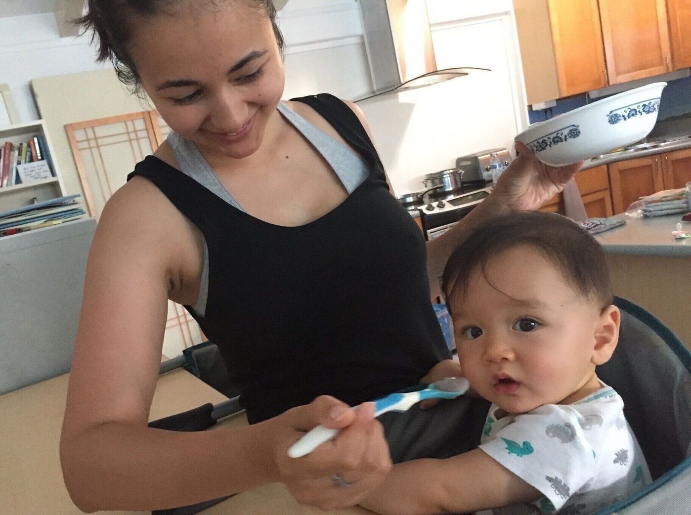 山田ローラが教えるアメリカ式の離乳食 ハワイのソウルフード ポイ ってなに たまひよ 山田ローラが教えるアメリカ式の離乳食 ハワイのソウルフード ポイ ってなに たまひよ