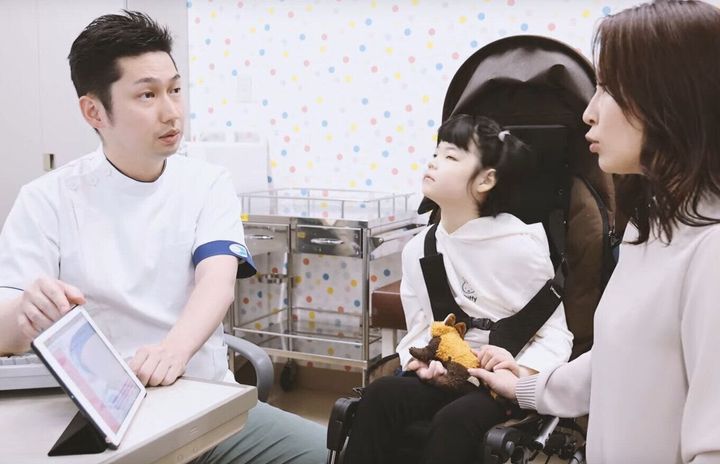 てんかんは怖い病気じゃない 誤解や偏見から子どもを守るために知っておくべき 子どものてんかん のこと たまひよ てんかんは怖い病気じゃない 誤解や偏見から子どもを守るために知っておくべき 子どものてんかん のこと たまひよ