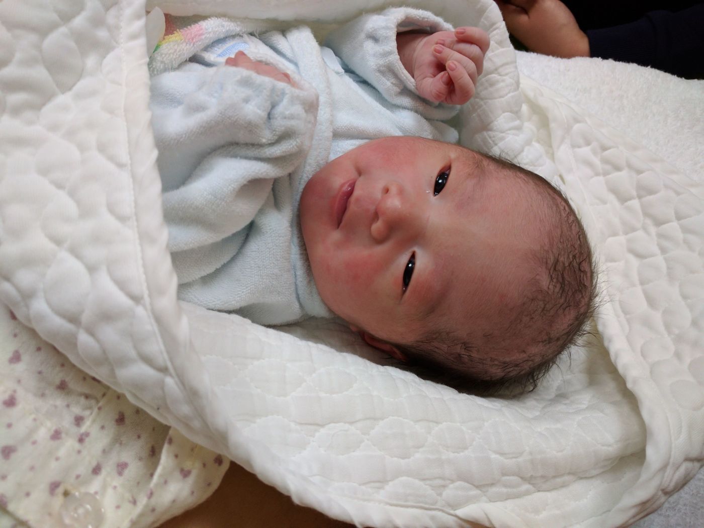 食べづわり 妊娠初期から体重増加が止まらない 間食の工夫で体重増加に歯止め たまひよ 食べづわり 妊娠初期から体重増加が止まらない 間食の工夫で体重増加に歯止め たまひよ