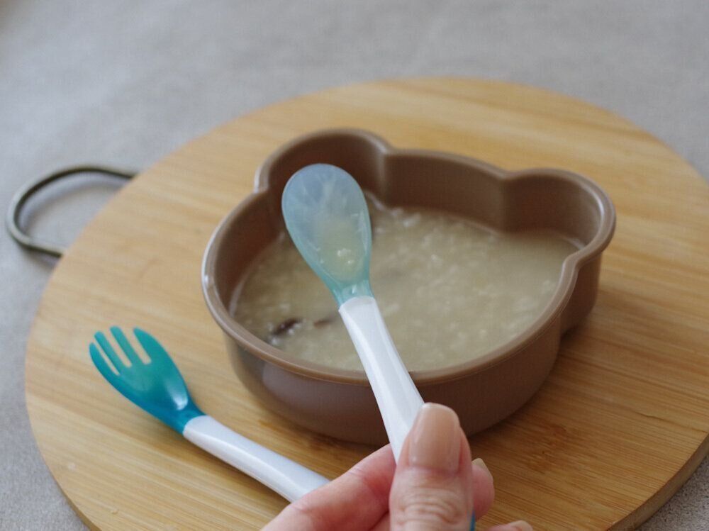 【セリア】さよなら「名もなき育児」！便利なキッズカトラリーで食事がラクに