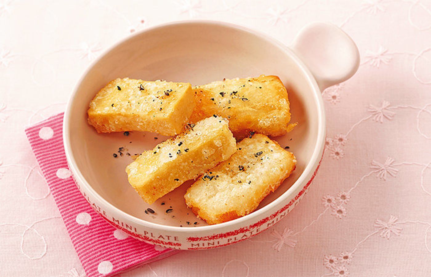 高野豆腐の立田揚げ 作り方 レシピ 離乳食完了期1歳 1歳6ヶ月ごろ たまひよ 高野豆腐の立田揚げ 作り方 レシピ 離乳食完了期1歳 1歳6ヶ月ごろ たまひよ