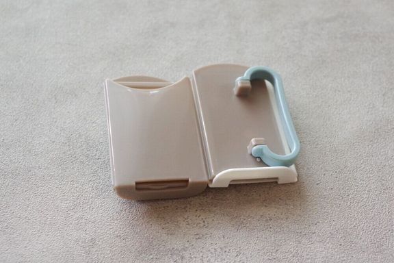 【ダイソー】うっかり汚れを防ぐ!持ってると安心な「紙パック飲料のお供」とは