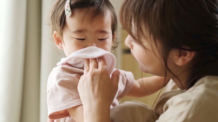なかなか治らない子どもの鼻水 放置しておくと危険 こんな鼻水には注意して 小児科医 たまひよ なかなか治らない子どもの鼻水 放置しておくと危険 こんな鼻水には注意して 小児科医 たまひよ