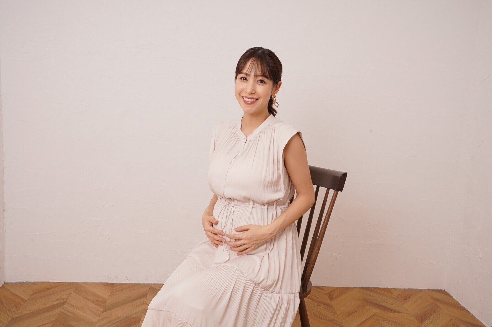 マタニティフォトを撮る鷲見さん