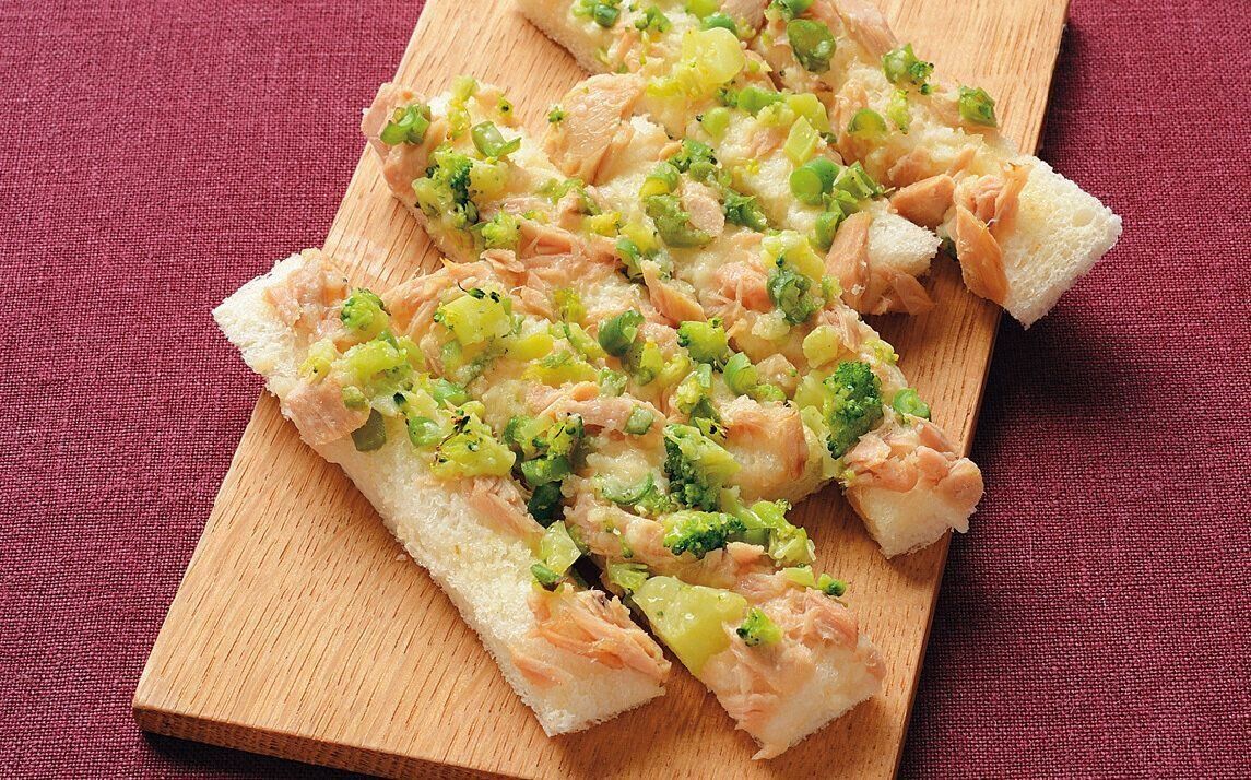 ツナのスティックパン （離乳完了期 1才～1才6カ月ごろ）