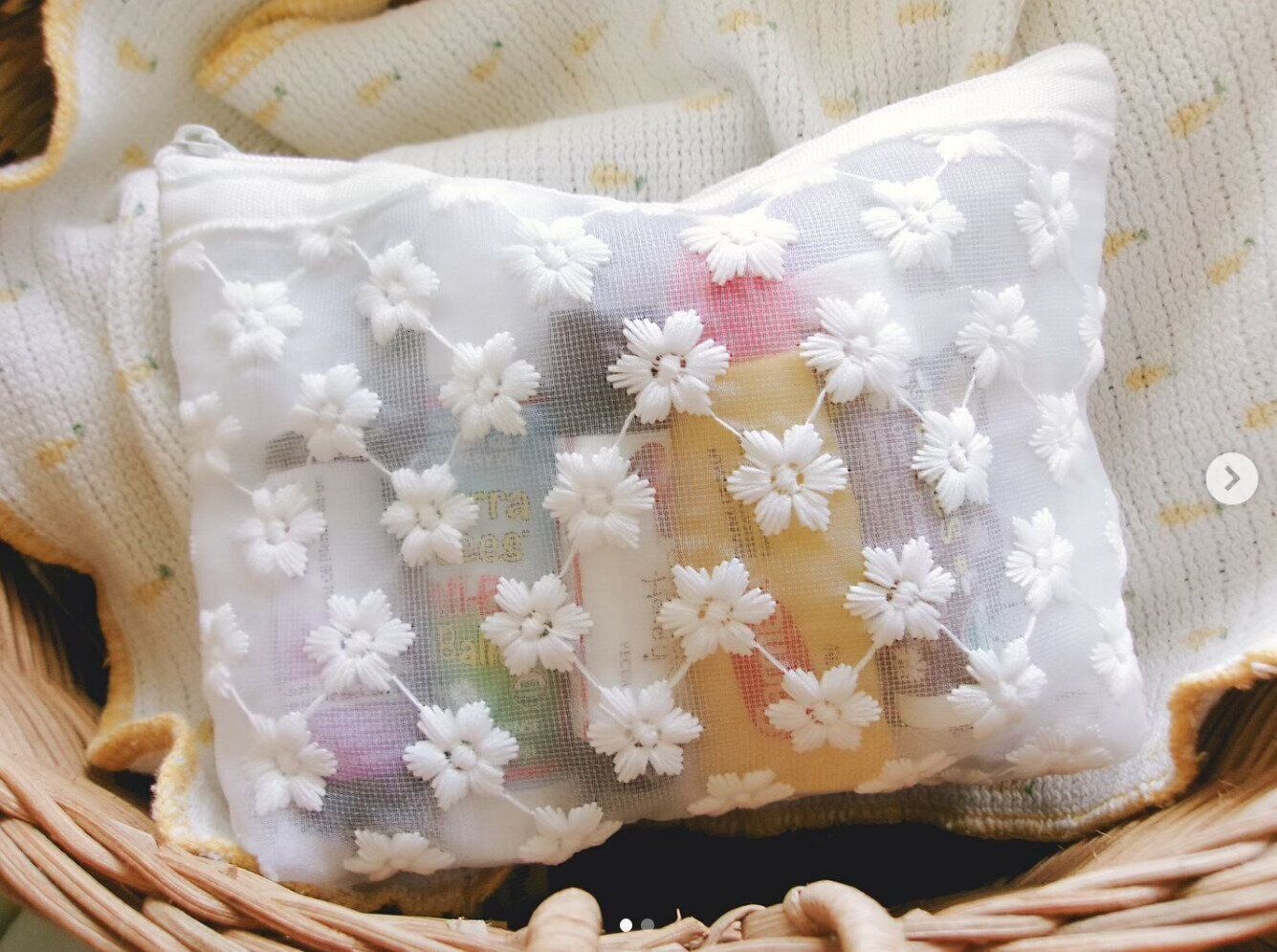 出典：Instagramアカウント「__.mogmog」