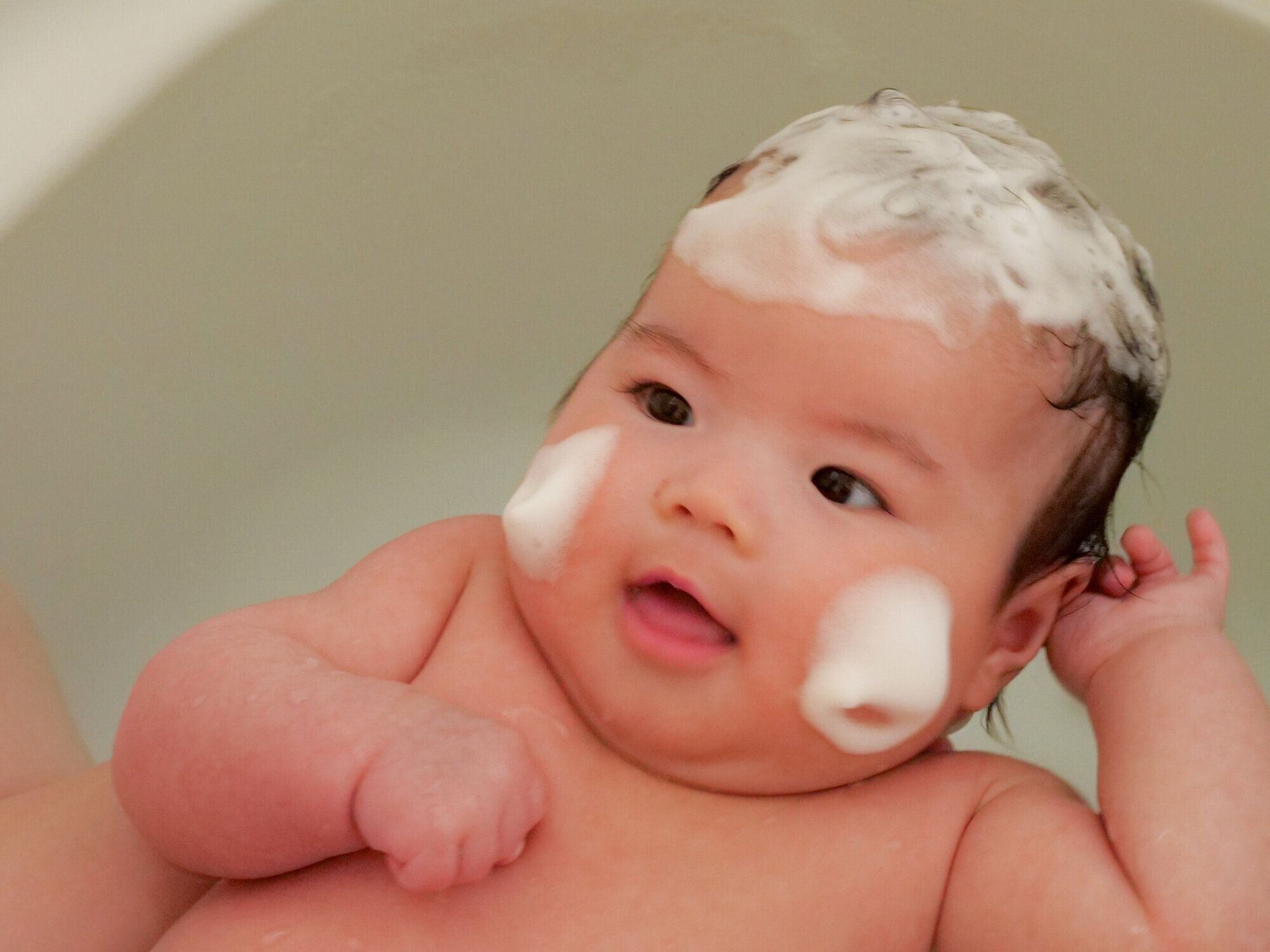 赤ちゃんのデリケートなお肌を優しく包み込むボディソープ、先輩ママたちが選んだのは？