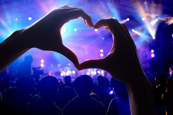 群衆の対象者には、コンサート