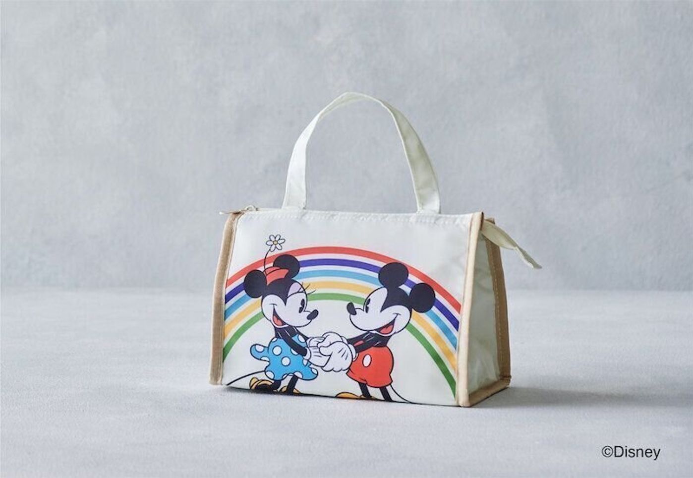 ミッキー ミニーが可愛い 赤ちゃん専用 保冷お出かけバッグ がひよこクラブの特別付録に登場 たまひよ ミッキー ミニーが可愛い 赤ちゃん専用 保冷お出かけバッグ がひよこクラブの特別付録に登場 たまひよ