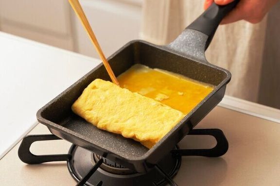 しっとり美しい卵焼きを焼くには?ママたちが裏技を直伝!