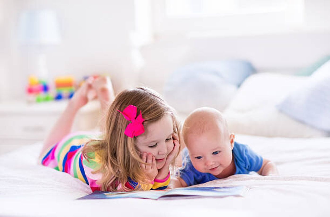 1人目と違う きょうだいの寝かしつけ コツは 上の子も親にとってもいい方法は 米国iphi公認 乳幼児睡眠コンサルタント たまひよ