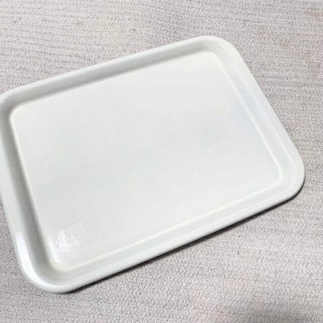 ニトリのノンスリップトレー