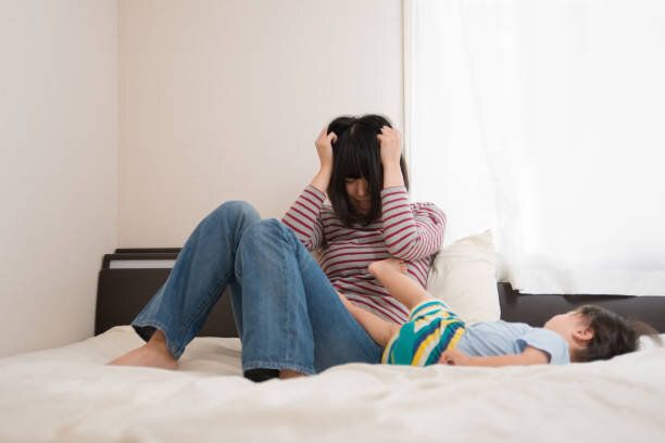 若い女性のうつ病のイメージ