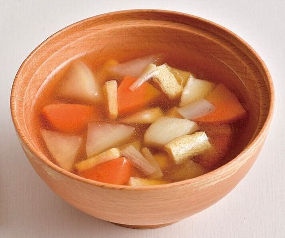 根菜の具だくさんみそ汁 (離乳完了期 1才~1才6カ月ごろ)