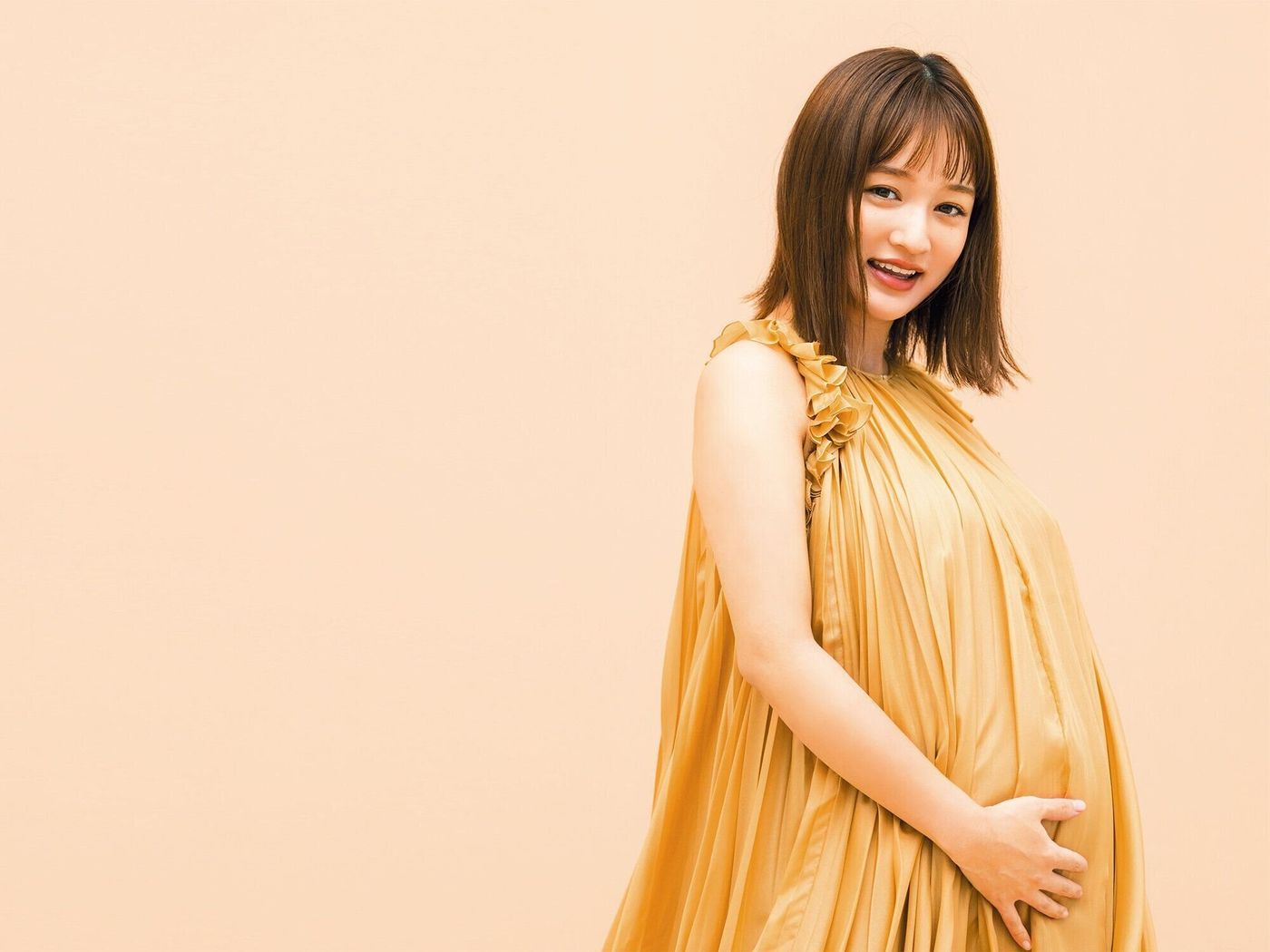 タレント妊婦 わたなべ麻衣 妊娠後期に入り、腰痛に。率先して家事をしてくれる夫、JOYに感謝・インタビュー|たまひよ