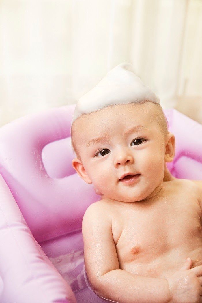 Pr ふわふわ泡で赤ちゃんが変身 肌にやさしいベビーソープで話題の 泡アート に挑戦 たまひよ