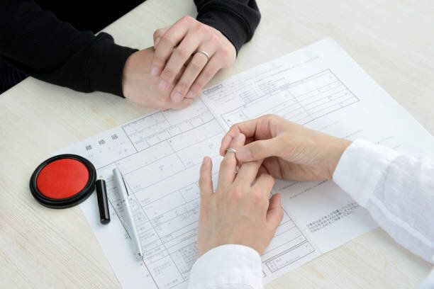 日本の男性と女性の間の喧嘩します。