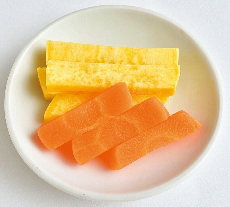 野菜スティック （離乳後期 9～11カ月ごろ）