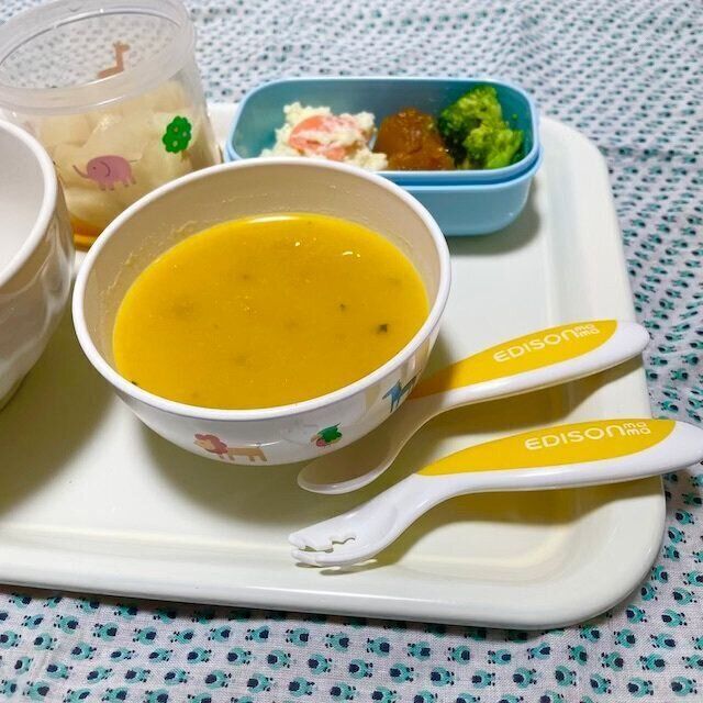 ニトリのノンスリップトレー