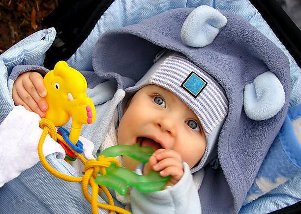 医師監修 これって大丈夫 赤ちゃんの気になるしぐさを医師に聞く 月齢別 たまひよ