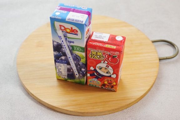 【ダイソー】うっかり汚れを防ぐ!持ってると安心な「紙パック飲料のお供」とは