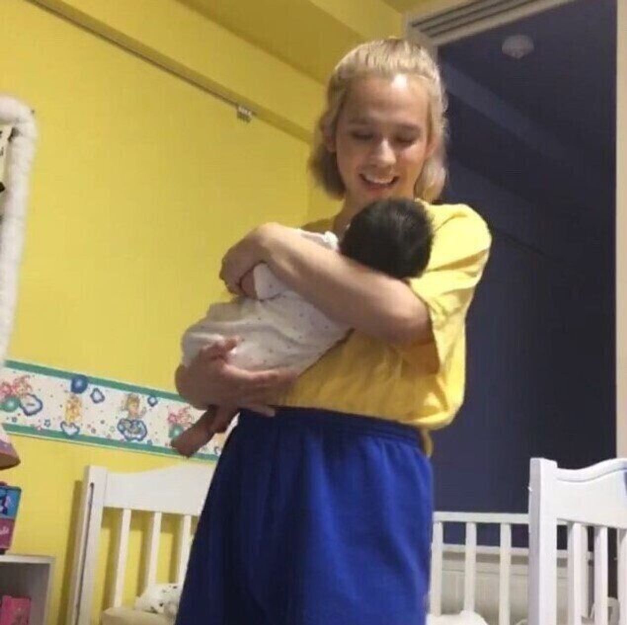 ぺこ りゅうちぇる 爆発してしまって 夜に泣いたことも 2才の息子の成長を振り返る たまひよ ぺこ りゅうちぇる 爆発してしまって 夜に泣いたことも 2才の息子の成長を振り返る たまひよ