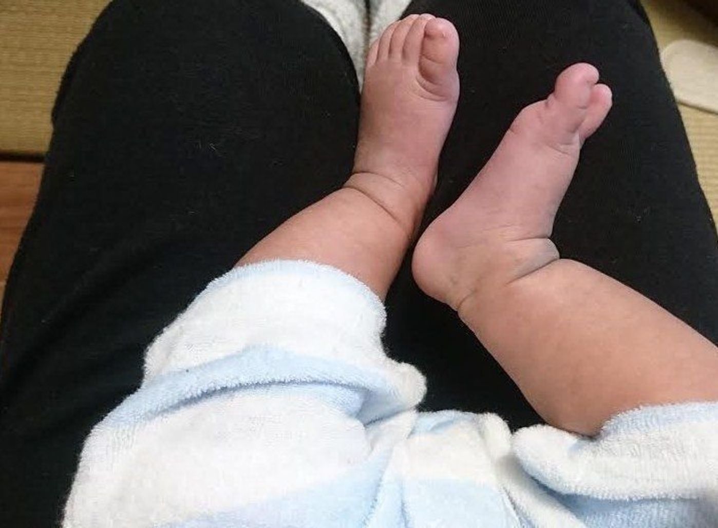 完全母乳じゃなくてもいい わが子が泣いて責める母乳不足 たまひよ 完全母乳じゃなくてもいい わが子が泣いて責める母乳不足 たまひよ