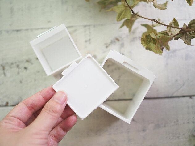 キューブポケットは収納ツールとして底も外せる