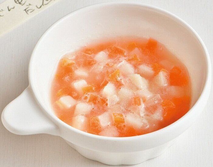 大根、にんじん、里いものだし煮 （離乳中期 7～8カ月ごろ）