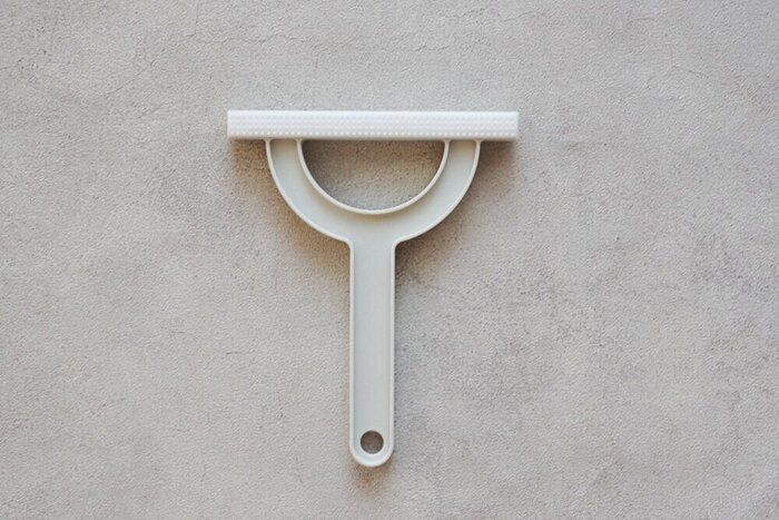 【Seria】“お気に入りの洋服、まだ着たい”にこたえる!100均で買えるバズりアイテム