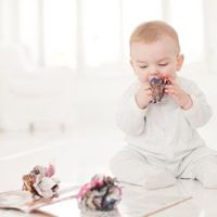 生後1歳9ヶ月 ゴミやホコリ 石や砂 なんでも口に入れてしまう 専門家q A たまひよ 生後1歳9ヶ月 ゴミやホコリ 石や砂 なんでも口に入れてしまう 専門家q A たまひよ
